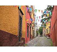 CORFOTO 1.8x1.2m Décor de Rue Mexicain : bâtiments d'architecture Coloniale Ancienne, Drapeaux mexicains colorés, décoration pour Une fête sur Le thème du Mexique
