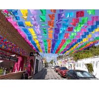 CORFOTO Tissu 2.7x1.8m Fond Rue Mexicaine Drapeaux Papel Picado Colorés Bâtiments Vibrants Signe Viva Mexico Arrière-Plan Photographique pour Décorations de Fête sur Thème Fiesta Accessoires Photo