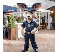 Costume De Mascotte Redbrokoly De Chevreuil Bleu Marine Habillé D'un Jean Évasé Et De Ceintures Multicolore