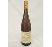 coteaux de l'aubance - une bouteille de vin blanc 1998 - loire - anjou france