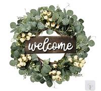 Couronne d'eucalyptus verte avec panneau de bienvenue - Couronne d'eucalyptus artificielle printemps-été avec baies blanches pour porte d'entrée, mur, fenêtre, festival, porche, ferme, terrasse