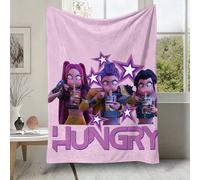 Couverture en flanelle amusante avec les personnages du trio Huntrix affamés, couverture en polaire douce et moelleuse avec un fond d'étoiles rose clair & violet, convient pour le canapé, le lit, le s