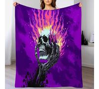 Couverture en Main Tenant Un Crâne De Démon, Couverture en Douce Gothique Sombre, Flanelle Douce Et Confortable, Légère, Chaude Et Pelucheuse pour Canapé Bureau Ou Voyage 220x240cm