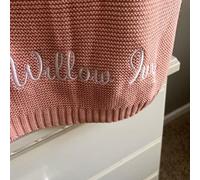 Couverture Pour Bébé Personnalisée Au Nom De L'enfant Couverture Tricotée Pour La Sieste Nom Brodé Personnalisé Cadeau Pour Nouveau-né Cadeau Pour Enfant Fournitures De Fête Pour Bébé (Flesh)