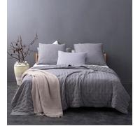 Couvre-lit matelassé HOME MAISON - Gris clair - 250 x 260 cm - Aspect capitonné - Lavable