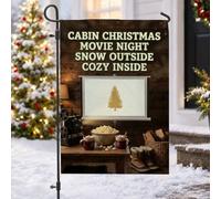Cozy Cabin Movie Night Citation Cinéma Écran de Noël Jardin Drapeau 30,5 x | Thème cabine rustique, drapeau de cour, citation de nuit de film d'hiver, cacao chaud et pop-corn, atmosphère d'hiver