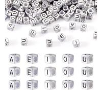 Craftdady Lot de 200 perles carrées en forme de lettre clinker - 6 mm - En acrylique argenté - Pour la fabrication de bijoux - A/E/I/O/U - Initiale