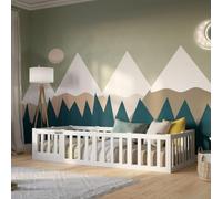 Crazy Pine Lit Enfant Montessori Crazy Johnny 190x140 cm - Blanc | Barrières de 43 cm pour une sécurité optimale et un sommeil calme et protégé.