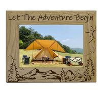CREATCABIN Cadre Photo Montagne Bois Camping,Cadre Photo Gravé,Cadre Table Bois pour Suspendre une Galerie Murale,Anniversaire,Cadeaux Maison,Décoration Bureau,21.8x16.8cm,Laissez L'Aventure Commencer
