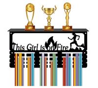 CREATCABIN Porte-Médailles Étagère Trophées Présentoir Médailles avec Support D'Étagère Sports 4 rangée Support Mural pour Course Pied,Natation,Support Récompenses 40x20x10cm Cette Fille Est en Feu
