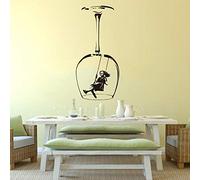 Creative Bouteille de vin Banksy Swinging Girl Wall Sticker Bar Pub Cuisine Boutique Salle À Manger Art Décor Vinyle Amovible Stickers Muraux Décoration 56X26 cm