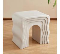 Creative Wave Petite table basse de salon Canapé près d'un petit designer Crème Wind Cafe
