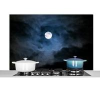 Credence La pleine lune est suspendue au-dessus d'Inverness, en Écosse, la nuit. Fond de hotte 120x80 cm Credence aluminium Plaque inox de cuisine