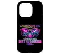 CROWDSURFING Through The Best Weekend Ever Coque pour iPhone 15 Pro