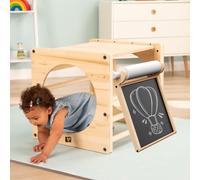 Cube d'escalade avec tableau créatif