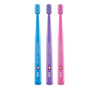 Curaprox CS Lot de 3 brosses à dents pour enfants de 4 à 12 ans, nettoyage particulièrement doux, 5 500 poils Curen, bleu, violet, rose