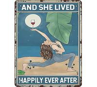 Curteny Moonlight Panneau en métal vintage avec inscription « She Has Lived A Happy Life Ever Since, Gym » - Panneau mural en aluminium pour maison, cabine, club, boutique, bar, garage, café, ferme