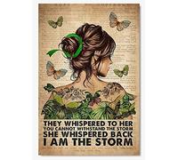 Curteny Plaque vintage en métal avec inscription « Mental Health She Whispered Back I Am The Storm » - Décoration murale pour la maison, la cuisine, le bar, le café - 20,3 x 30,5 cm