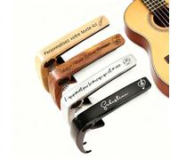Custom Capodastre Guitare Gravure Texte et Nom Capodastre Personnalisé Convient Guitare Acoustique Guitare Classique Ukulélé pour Guitariste Groupe Musicien (Version en bois foncé)