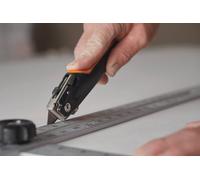 Cutter pour cloison CarbonMax? FISKARS