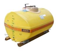 Cuve PFV ovale 600 l avec trou d'homme au milieu - Pour eau, engrais, émulseur incendie - CEMO