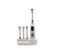 CyP Brands-Real Madrid Brosse à dents, toilettes, hygiène buccale, brosse vibrante, fonctionne à piles, couleur blanche, produit officiel
