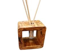 D.O.M. Diffuseur de parfum en bois d'olivier avec 6 bâtons de rotin