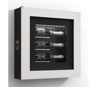 dafnedesign. com - Cadre vin - Présentoir réfrigéré pour trois bouteilles en horizontale. Structure en métal. Structure de porte en aluminium. Cadre en bois HPL vetrocamera 20 mm. Joint magnétique.