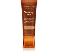 Danessa Myricks Beauty Yummy Skin Serum Skin Tint fond de teint hydratant lissant teinte 6.5 - Medium With Cool Undertones 45 ml