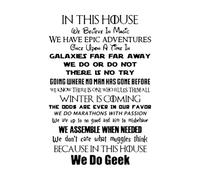 Dans cette maison, nous faisons un autocollant mural geek citation guerres jeu du Seigneur des anneaux idée cadeau autocollant en vinyle décor art fonds d'écran grand - 67x96cm