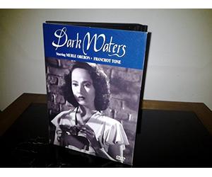 Dark Waters [Import USA Zone 1]