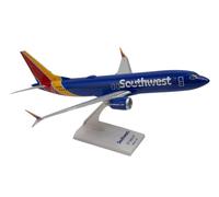 Daron Worldwide Trading Skymarks Southwest 737-MAX8 1/130 W/WiFi Dome Model Airplane
