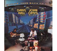 DARYL HALL & JOHN OATES - Bigger Than Both Of Us