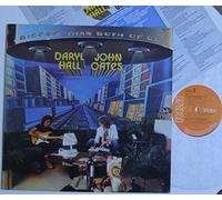 Daryl Hall & John Oates - Daryl Hall & John Oates: Bigger Than Both Of Us LP