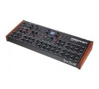 REV2 16 module - Synthétiseur analogique