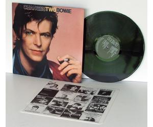DAVID BOWIE - DAVID BOWIE, changes two bowie With inner sleeve showing all Bowie albums the tracks are taken from. First UK pressing 1981. RCA .
