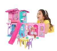 De petits accessoires comme des assiettes, des fourchettes, du savon, une brosse à dents, un jouet pour chien, une gamelle et bien d’autres encore stimuleront l’imagination des enfants.