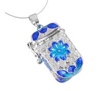 DEARMAMY Pendentif Cuivre Plaqué Carré Ajouré pour Diffuseur Huile Essentielle Solide Accessoire Aromathérapie Suspendu Porte-parfum Ouvrable DIY Collier Bleu