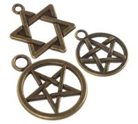 DEARMAMY Pendentifs en Alliage Pentacle Étoile 30 Pcs pour Création Bijoux Accessoires Unisexes Couleur Argentés Usage Loisirs Créatifs Hanoucca Décoration Festive