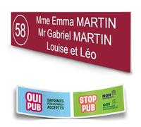 DECOHO - Plaque boite aux lettres personnalisée adhésive - plastique bi-couche bordeaux lettres blanches - 100x25 mm, 3 lignes, stickers STOP PUB offert - Bordeaux