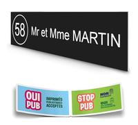 DECOHO - Plaque boîte aux lettres personnalisée adhésive - plastique noir lettres blanches - 100x25 mm + stickers Stop Pub offerts - Noir
