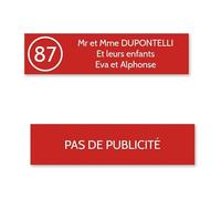 DECOHO Plaque nom avec numéro + Plaque Stop Pub pour Boite aux Lettres Format Edelen (99x24mm) Rouge Lettres Blanches - 3 Lignes