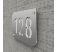 DECOHO - Plaque numéro de rue personnalisée PMMA argent brillant - Plaque maison design moderne - 20x15 cm, épaisseur 3 mm, avec entretoi - Blanc