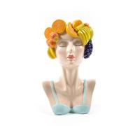 Decor Space Vase "Femme avec chapeau de fruits" en résine, décoration pour une utilisation intérieure et extérieure