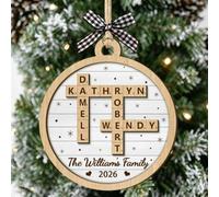 Décoration à suspendre avec mots croisés pour maman, papa, grand-mère | Décoration de Noël en bois personnalisable avec nom de famille 2026 - Mots croisés - Décoration souvenir de Noël pour