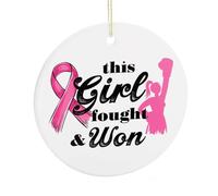 Décoration amusante en céramique à suspendre avec inscription « This Girl Fought & Won » pour sapin de Noël, décoration de fête d'hiver, cadeaux de Noël pour la sensibilisation au cancer du sein, 7,5