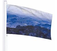 Décoration de drapeau de montagnes 0,9 x 1,5 m Roches Nature Colline Pic Ciel Nuages Brouillard Grand Paysage Paysage Cool Polyester Imprimé Motif Décoration d'extérieur pour Maisons et Jardins