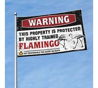Décoration de garage pour homme Avertissement que cette propriété est protégée par un drapeau flamant rose hautement qualifié, drapeaux de jardin amusants pour décoration de grotte d'homme (152 x 244