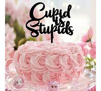 Décoration de gâteau d'anniversaire de mariage Cupidon Is Stupid Mr & Mrs en acrylique noir personnalisé pour mariage et fiançailles, fête prénuptiale, cadeau pour lui/elle