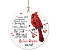 Décoration de Noël 2025 « Those We Love Don't Go Away They Walk Beside Us Every Day » Cadeau pour condoléances, année personnalisée et nom Cardinal in Heaven Décorations de Noël